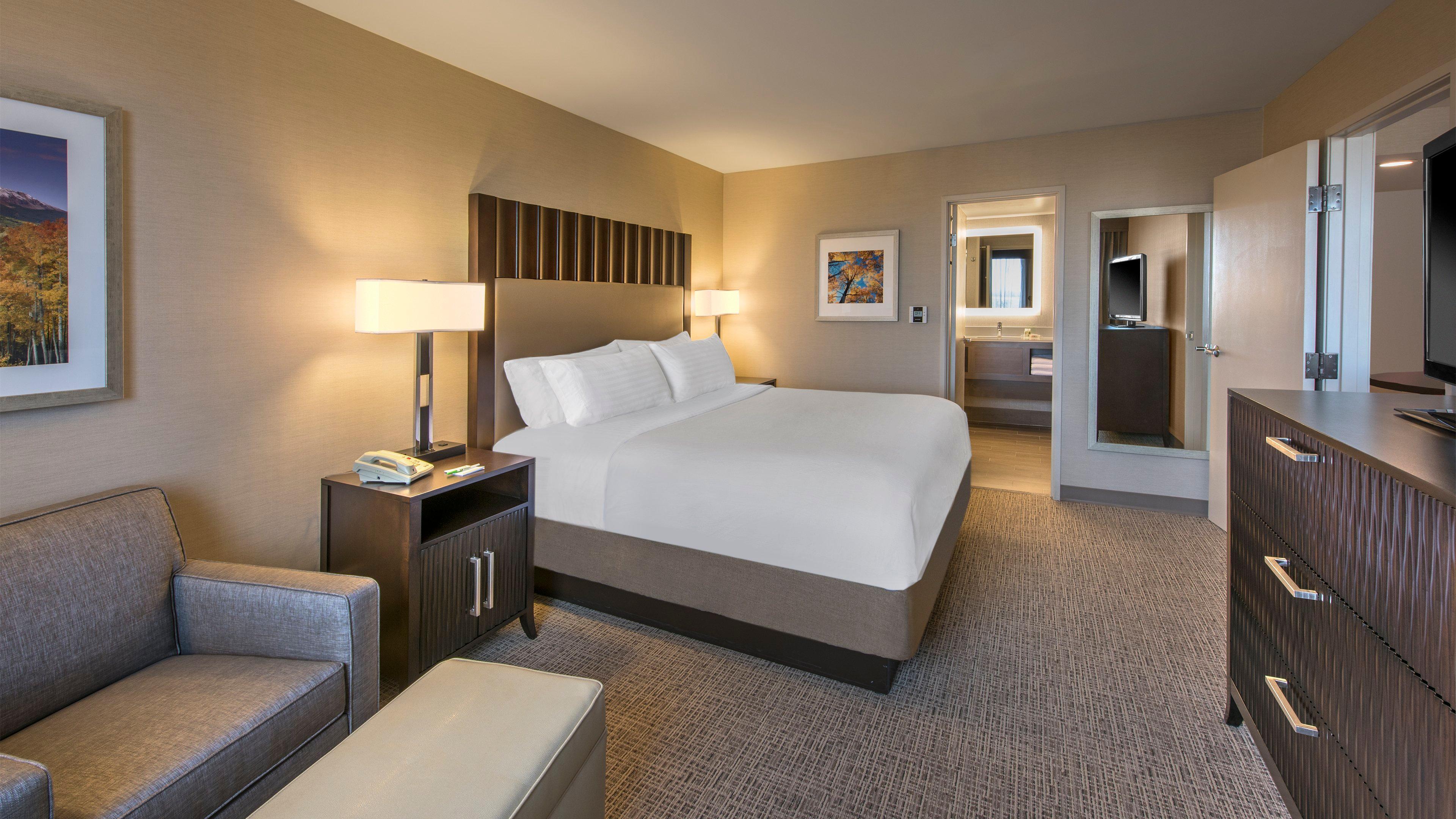 Holiday Inn Denver Lakewood By Ihg Exterior photo