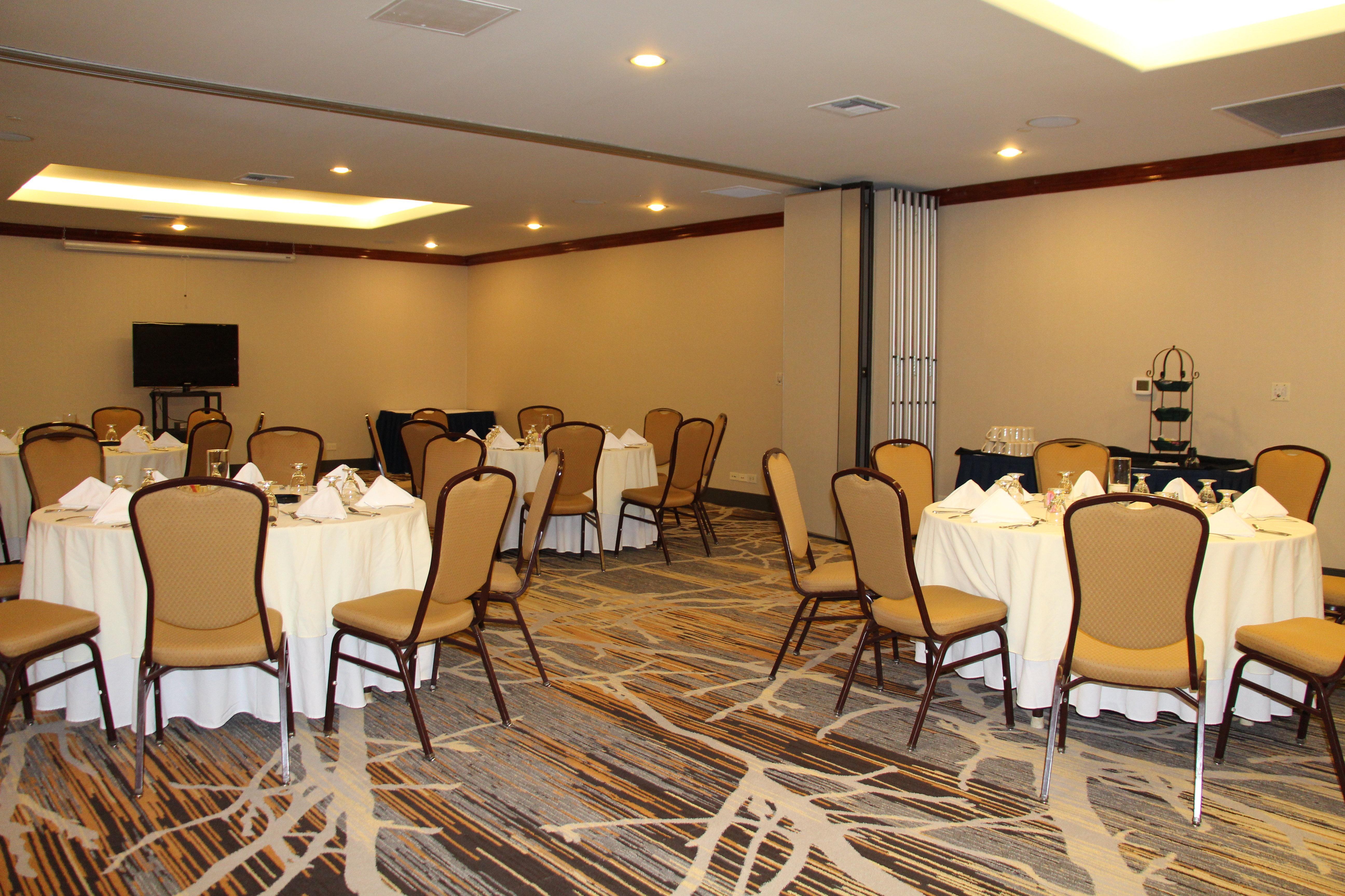 Holiday Inn Denver Lakewood By Ihg Exterior photo