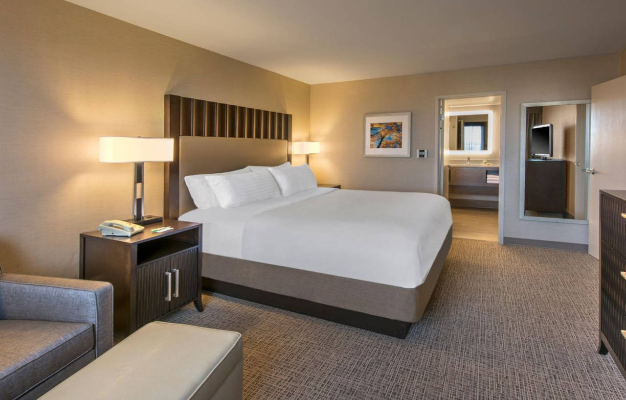 Holiday Inn Denver Lakewood By Ihg Exterior photo